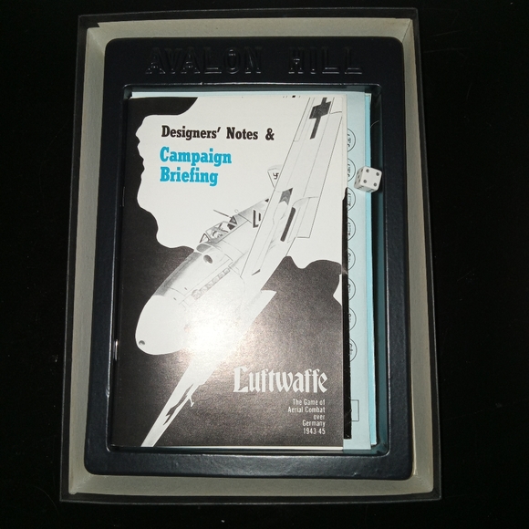 bookcase game - Picture 4 of 7